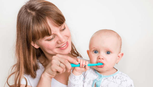 la importancia de cuidar la salud bucal de tu bebe