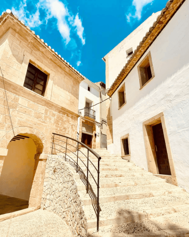 nota de prensa teulada moraira supera el 50 de ocupacion en los primeros meses de 2025 llegando a superar el 80 en fechas senaladas