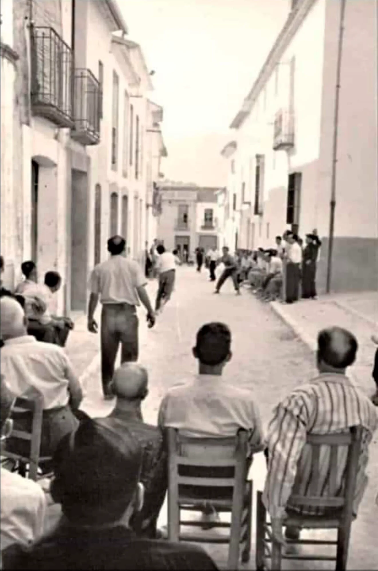 Partida de pilota en el Carrer de Dalt de Parcent - Arxiu Municipal de Parcent