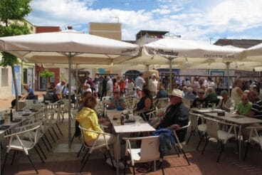 Primer Mercat d’Art en Els Poblets en mayo de 2025 45