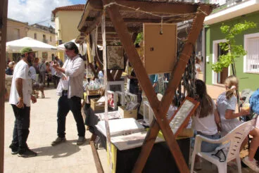Primer Mercat d’Art en Els Poblets en mayo de 2025 53