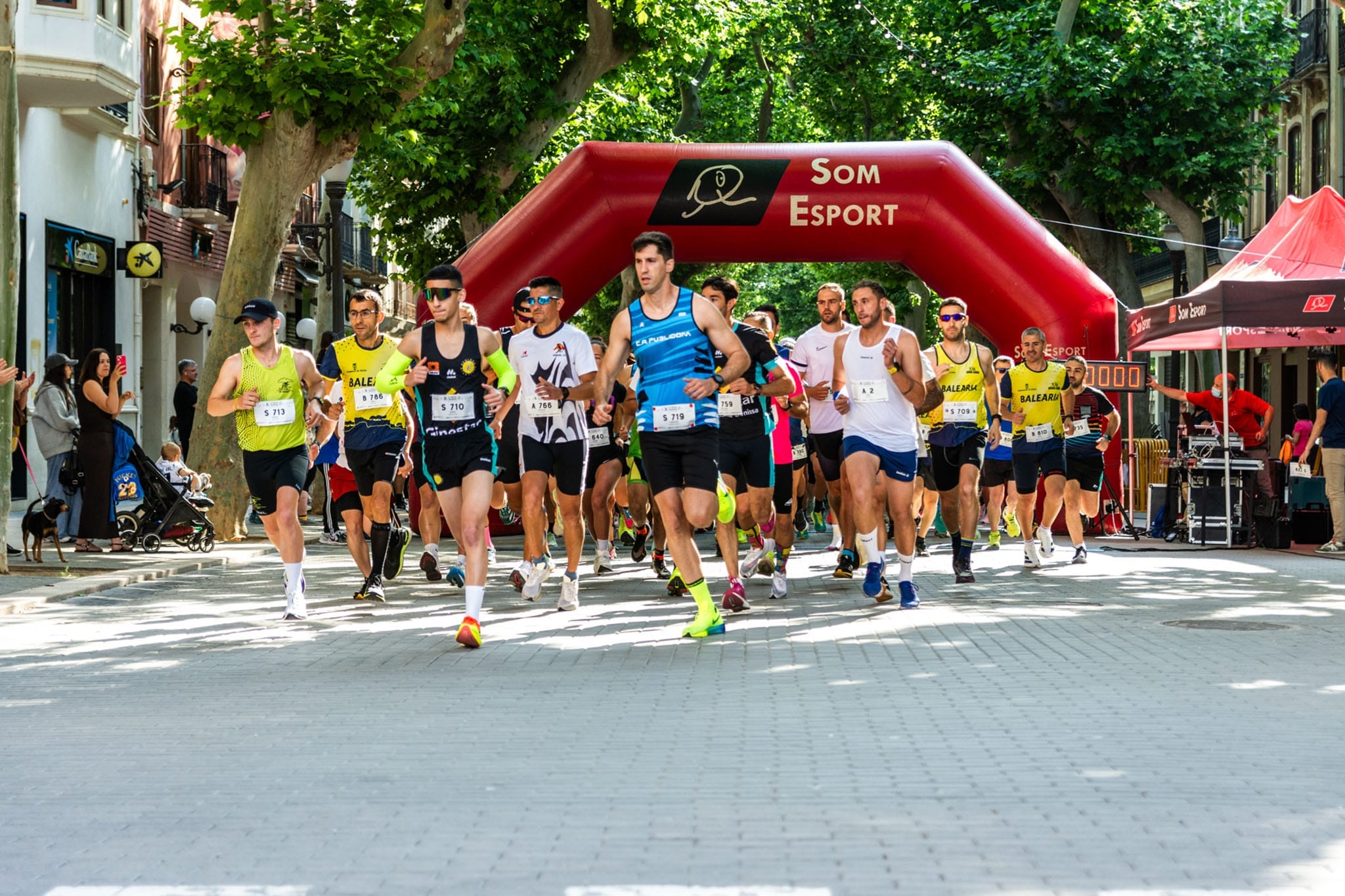 salida de la x marcha solidaria raquel paya este 2025