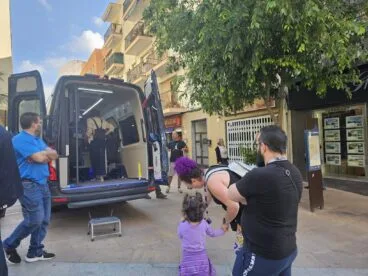 unidad movil de la policia nacional para expedir dni y pasaporte en calp