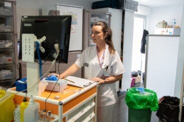 Enfermera en el Hospital de Dénia