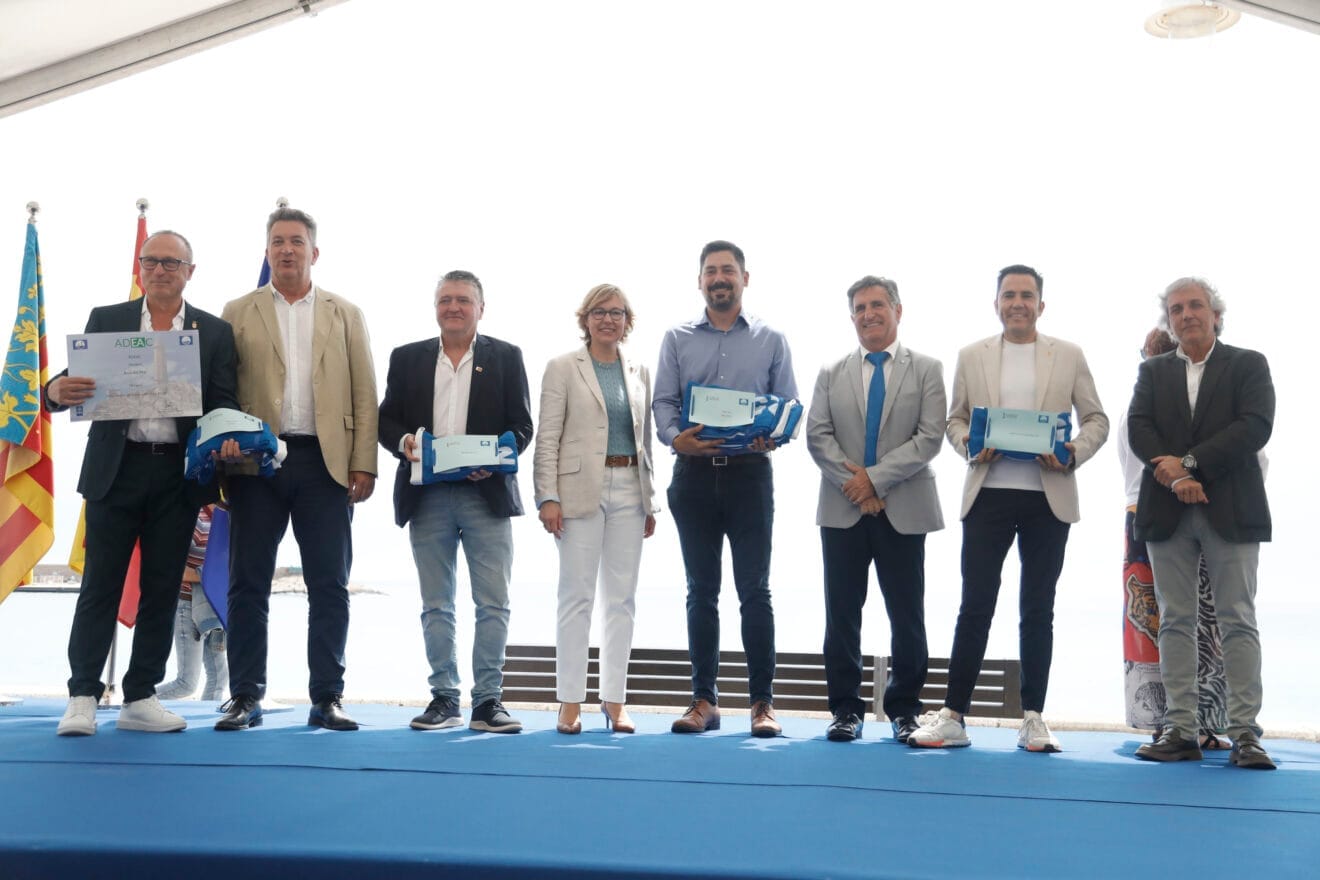 Xàbia acoge la entrega de banderas azules 2025 (16)