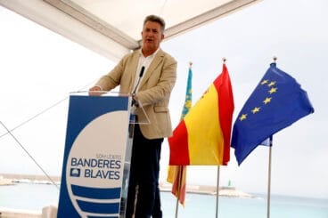 Xàbia acoge la entrega de banderas azules 2025 (32)