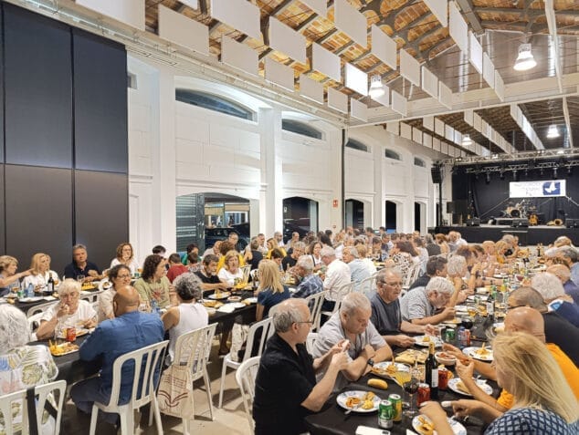 Imagen: Cena anual de la Asociación Cultural Ocell de Ondara