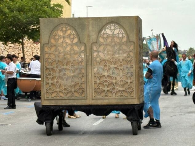 desfile moros y cristianos moraira 2025 112