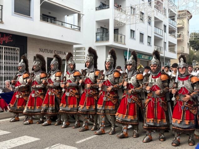 desfile moros y cristianos moraira 2025 14