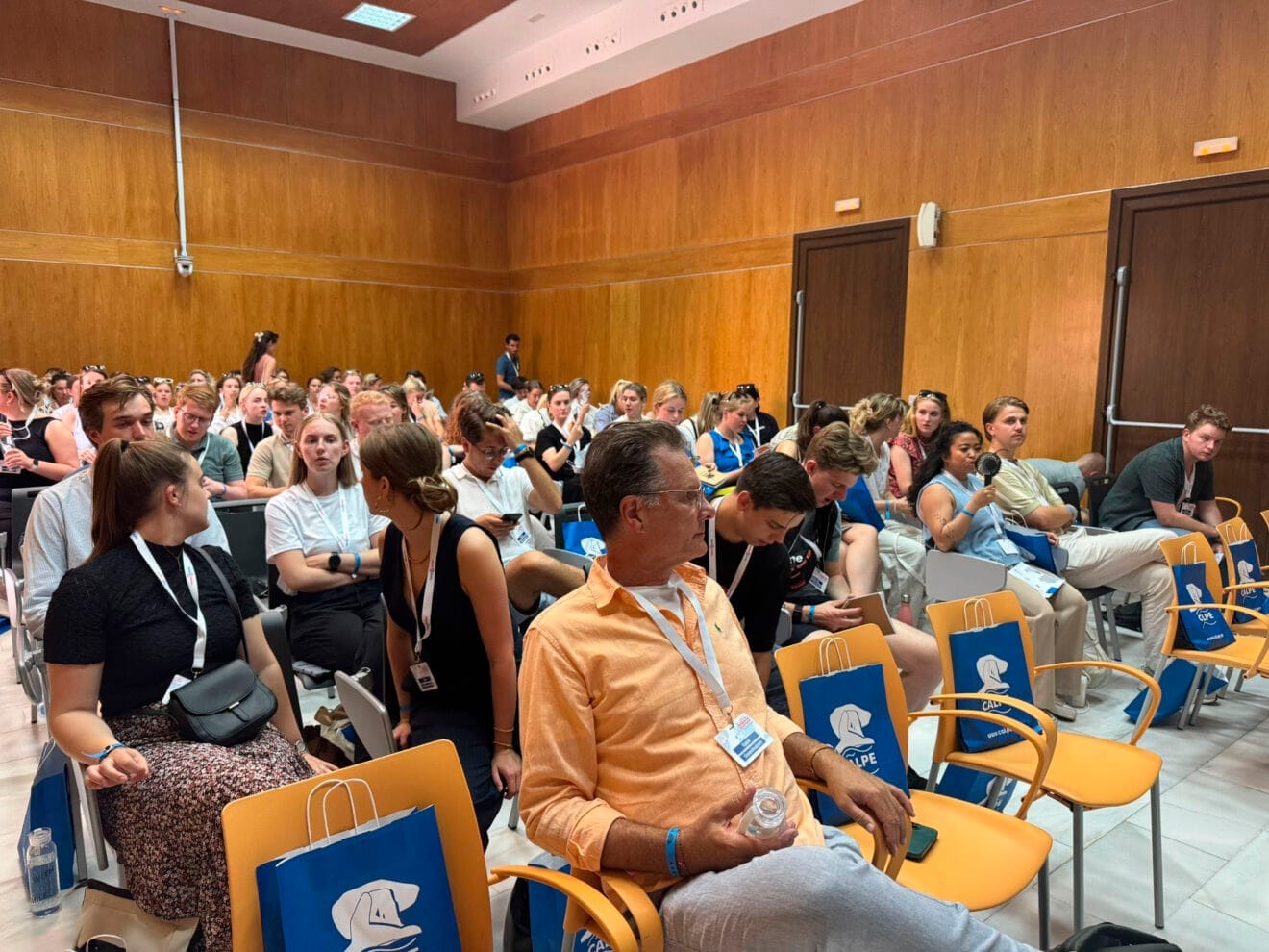 Estudiantes del Travel Challenge 2025 en Casa Nova de Calp