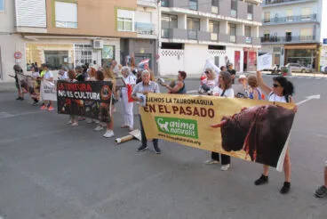 Manifestación antitaurina en Ondara en junio 2025 09