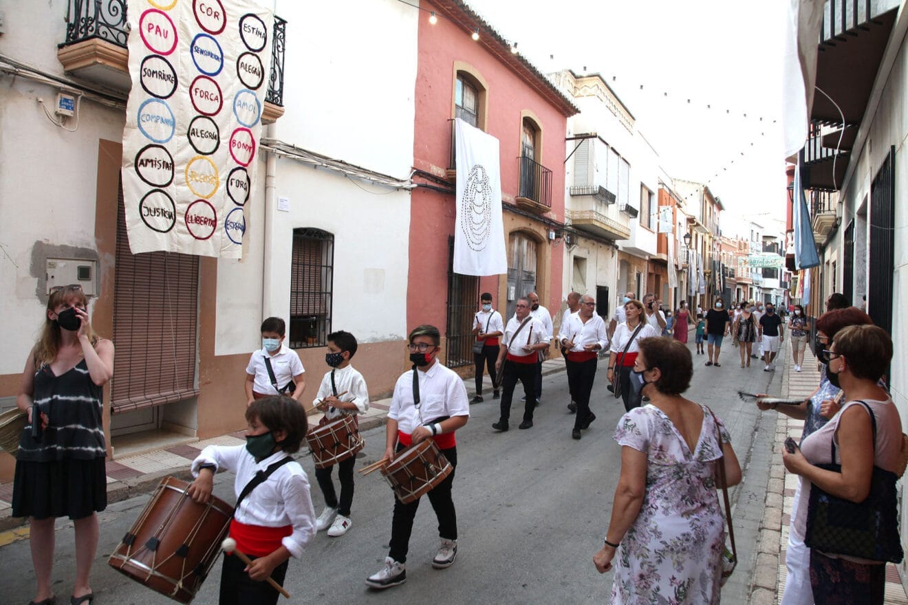 Pasacalle de inauguración de Art al Vent 2021 en Gata de Gorgos