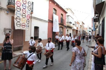 Pasacalle de inauguración de Art al Vent 2021 en Gata de Gorgos