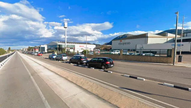 poligono industrial de pego desde la carretera