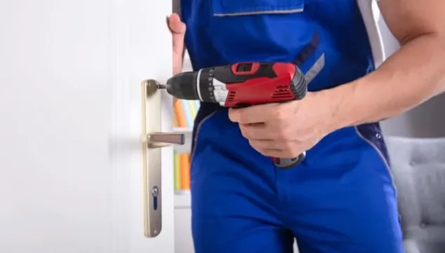 Imagen: Prioriza la profesionalidad y experiencia a la hora de contratar a un cerrajero