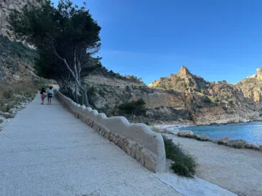 Rampa de subida y bajada a la cala del Moraig de Benitatxell