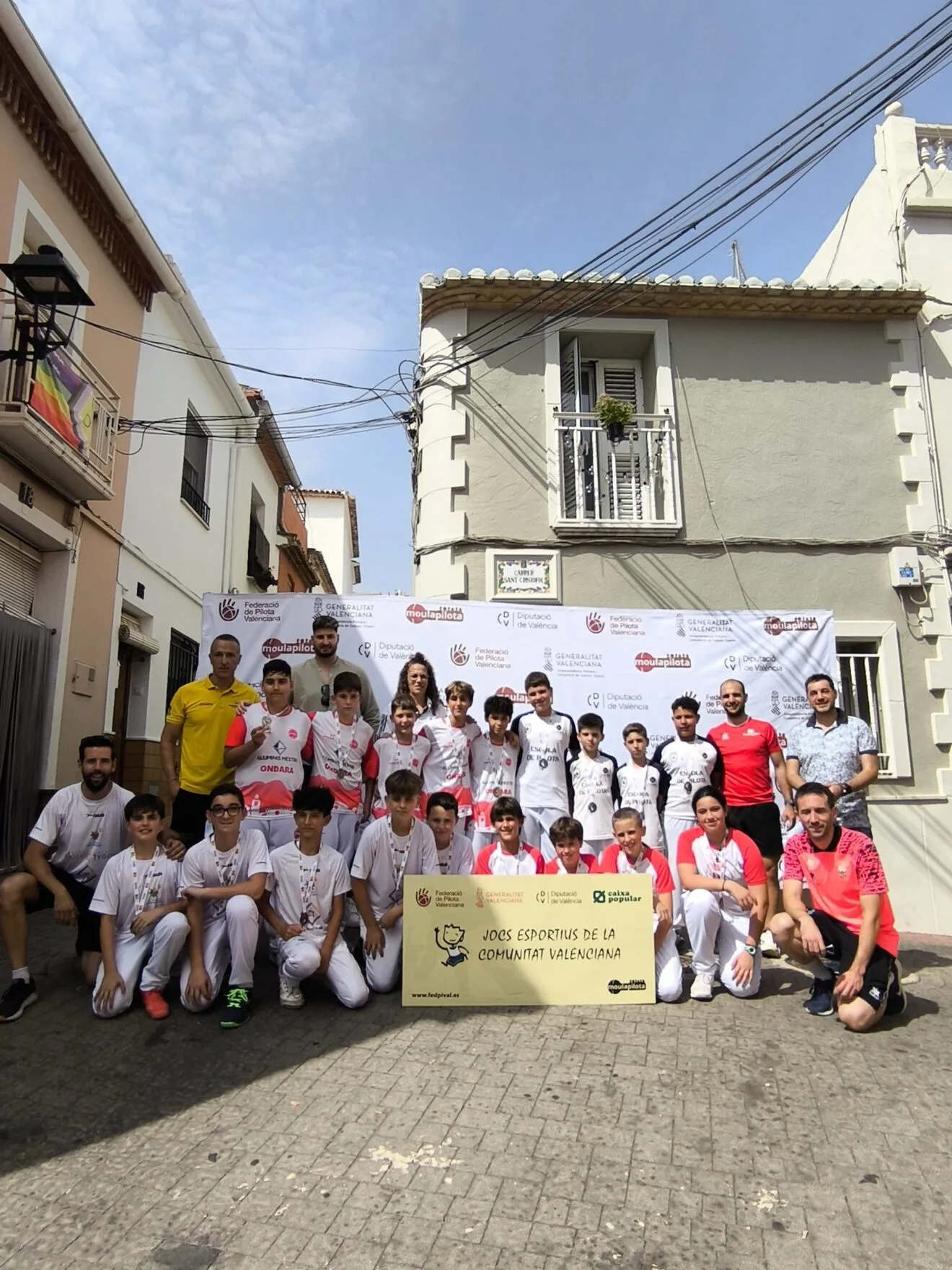 Todos los alevines