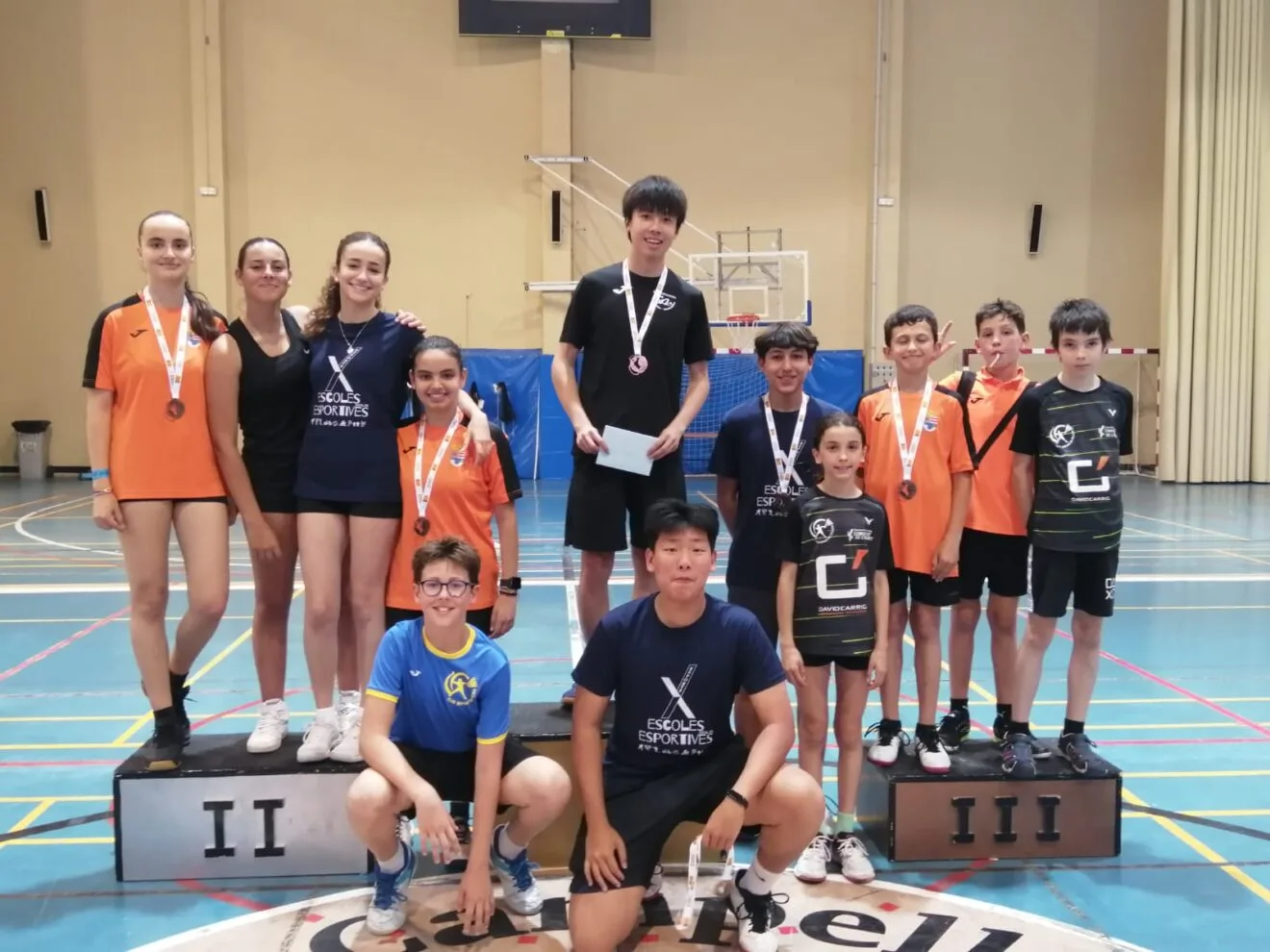 Jugadores de Bádminton en el campeonato autonómico