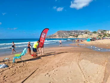 bandera roja en el arenal bol de calp