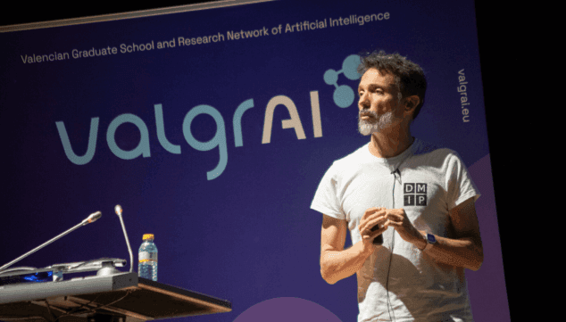 Imagen: Conferencia durante el ValgrAI en La UPV