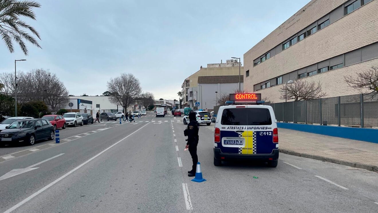Control de la Policía Local Benissa (archivo)
