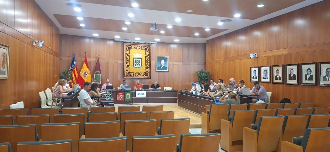 El pleno aprueba una modificación presupuestaria de 1.335.911’03€