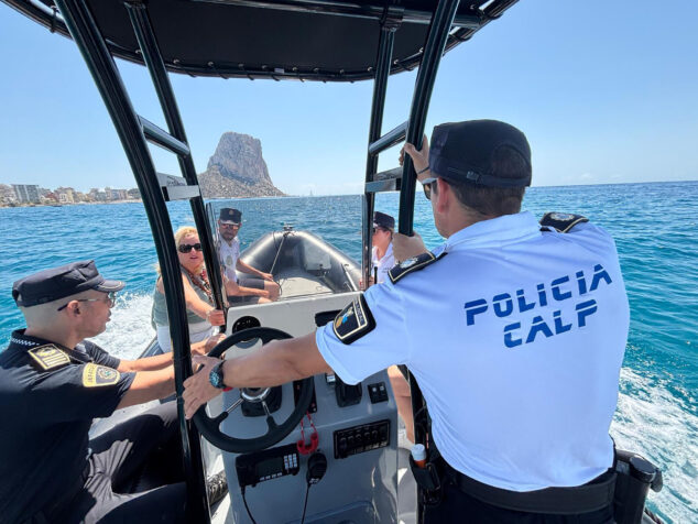 Calp refuerza la seguridad en su litoral con una nueva Unidad Marina de la Policía Local 1 Imagen: Embarcación de la Unidad Marina de Vigilancia del Litoral de Calp