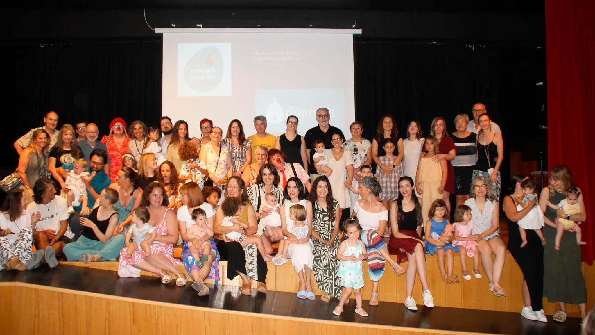 entrega de premio del xxix concurso fotografico de lactancia materna marina alta
