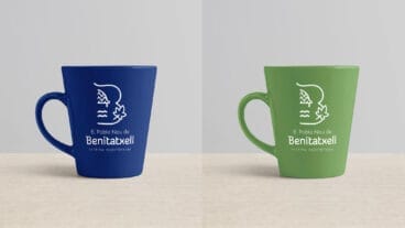 Tazas con la nueva marca turística Respira Mediterrani de Benitatxell