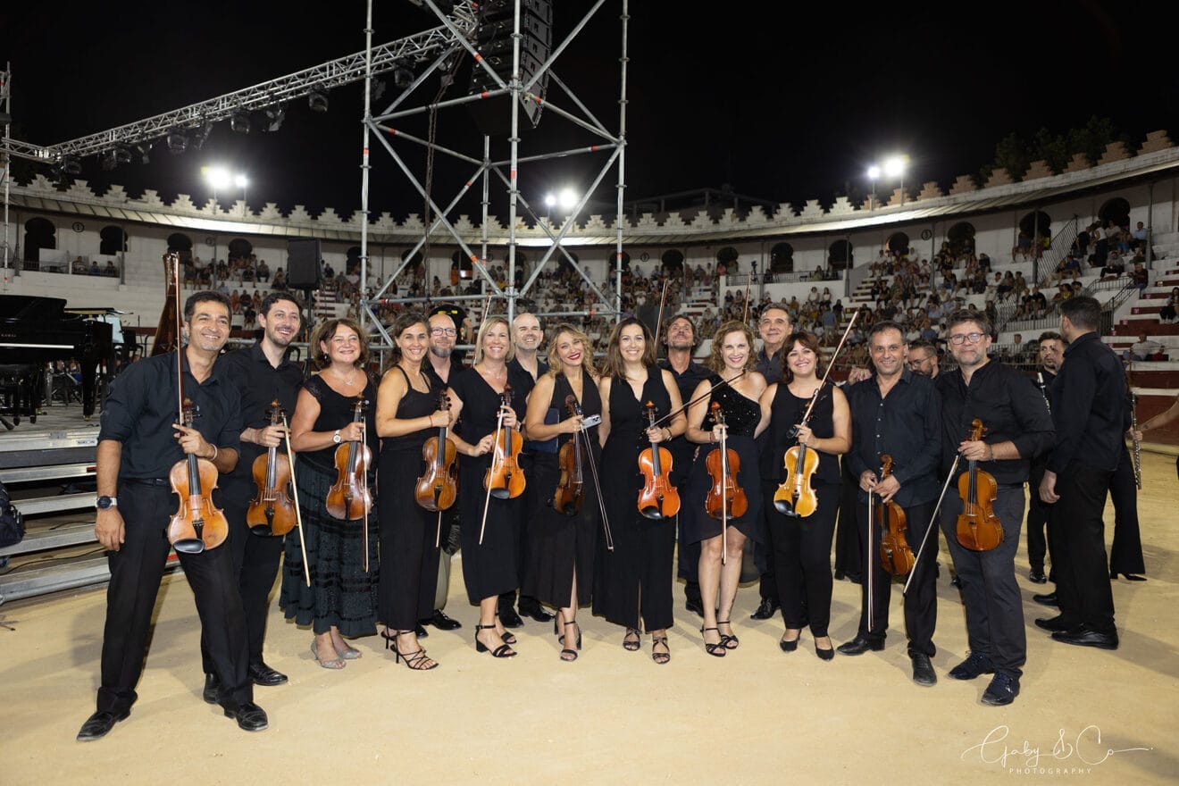 Concierto '¡80 y acción!' del Sonafilm 7 en Ondara en 2025 10