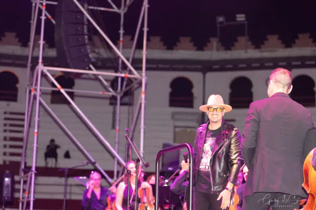 El Sonafilm VII culmina con un concierto apoteósico dedicado a las bandas sonoras de los años 80 116 concierto 80 y accion del sonafilm 7 en ondara en 2025 113