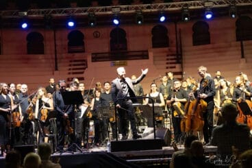 Sonafilm 80s „7 and Action!“-Konzert in Ondara im Jahr 2025