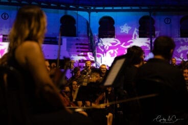 Sonafilm 80s „7 and Action!“-Konzert in Ondara im Jahr 2025