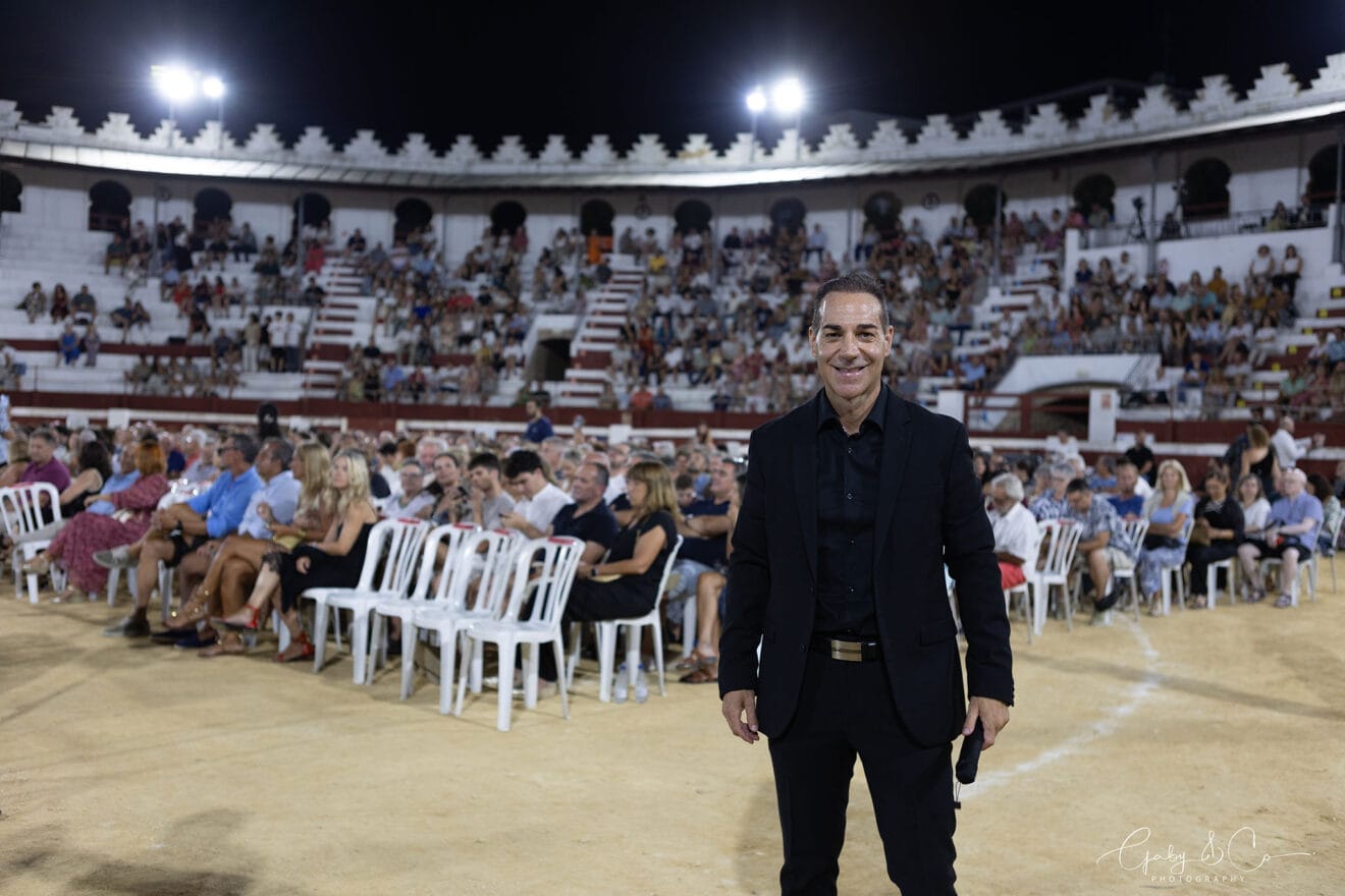 Concierto '¡80 y acción!' del Sonafilm 7 en Ondara en 2025 14