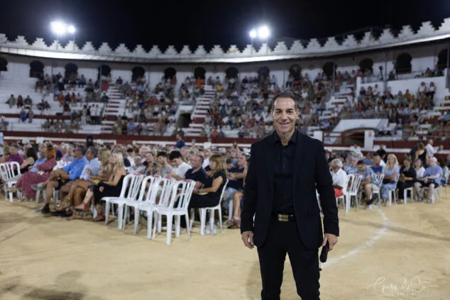 El Sonafilm VII culmina con un concierto apoteósico dedicado a las bandas sonoras de los años 80 17 concierto 80 y accion del sonafilm 7 en ondara en 2025 14