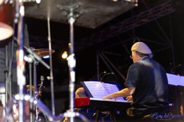 Sonafilm 80s „7 and Action!“-Konzert in Ondara im Jahr 2025