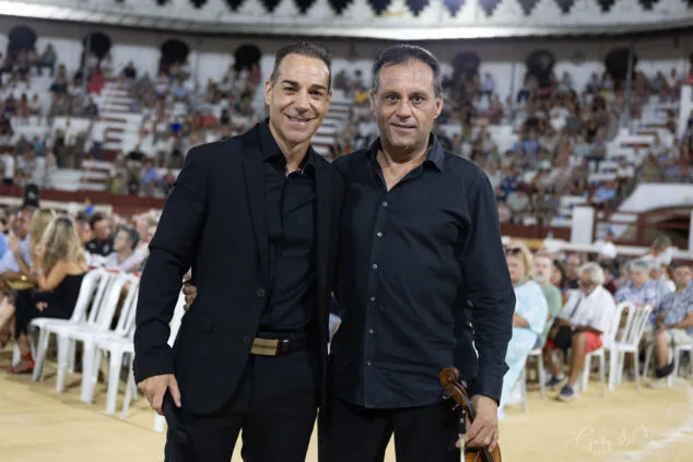 El Sonafilm VII culmina con un concierto apoteósico dedicado a las bandas sonoras de los años 80 21 concierto 80 y accion del sonafilm 7 en ondara en 2025 18