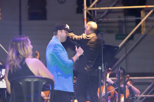 El Sonafilm VII culmina con un concierto apoteósico dedicado a las bandas sonoras de los años 80 189 concierto 80 y accion del sonafilm 7 en ondara en 2025 186