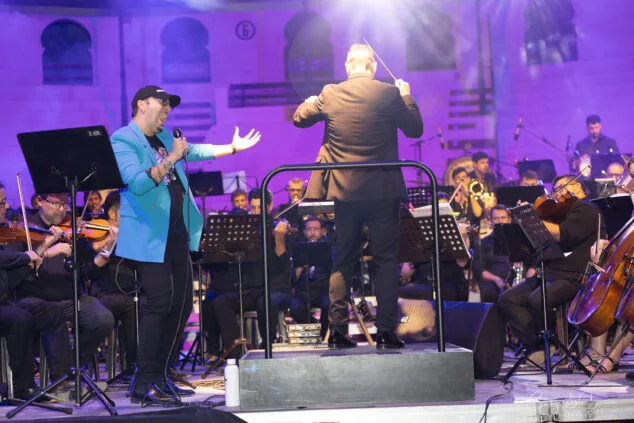 El Sonafilm VII culmina con un concierto apoteósico dedicado a las bandas sonoras de los años 80 197 concierto 80 y accion del sonafilm 7 en ondara en 2025 194