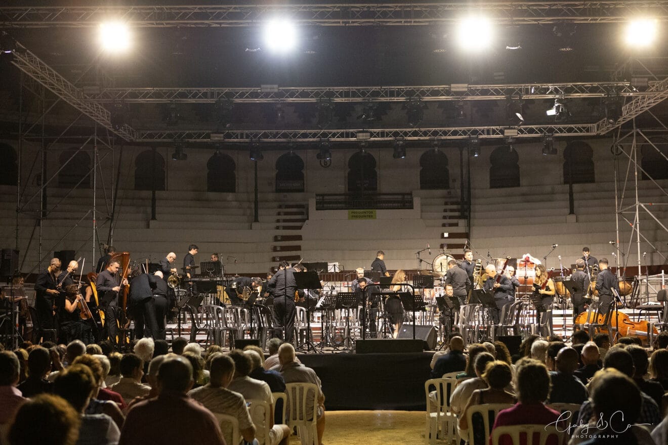 Concierto '¡80 y acción!' del Sonafilm 7 en Ondara en 2025 21