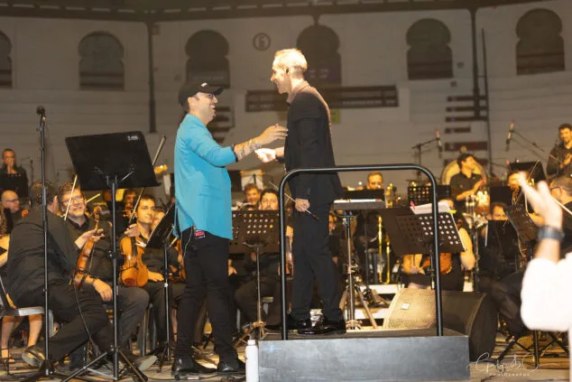 El Sonafilm VII culmina con un concierto apoteósico dedicado a las bandas sonoras de los años 80 222 concierto 80 y accion del sonafilm 7 en ondara en 2025 219