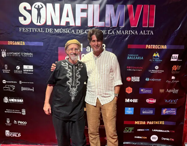 El Sonafilm VII culmina con un concierto apoteósico dedicado a las bandas sonoras de los años 80 272 concierto 80 y accion del sonafilm 7 en ondara en 2025 269