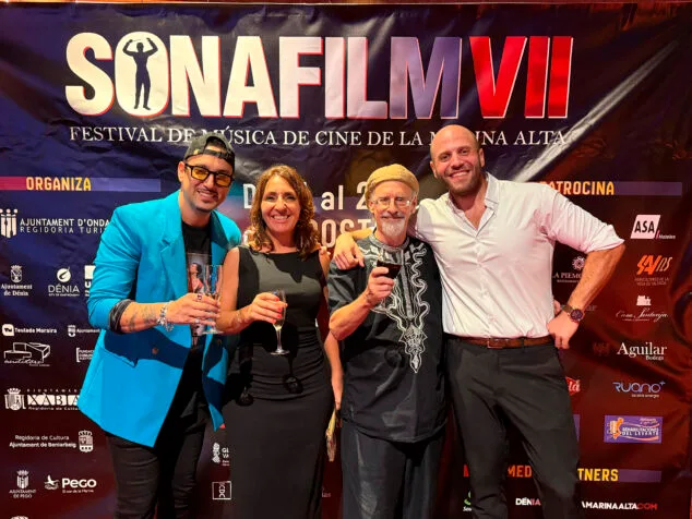 El Sonafilm VII culmina con un concierto apoteósico dedicado a las bandas sonoras de los años 80 280 concierto 80 y accion del sonafilm 7 en ondara en 2025 277