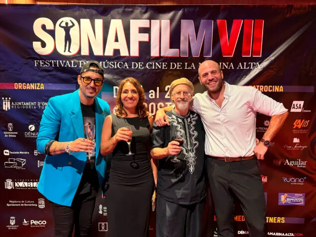 El Sonafilm VII culmina con un concierto apoteósico dedicado a las bandas sonoras de los años 80 282 concierto 80 y accion del sonafilm 7 en ondara en 2025 279