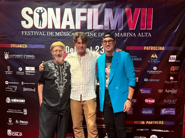 El Sonafilm VII culmina con un concierto apoteósico dedicado a las bandas sonoras de los años 80 283 concierto 80 y accion del sonafilm 7 en ondara en 2025 280