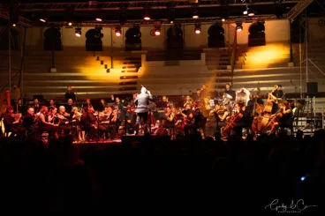 Sonafilm 80s „7 and Action!“-Konzert in Ondara im Jahr 2025