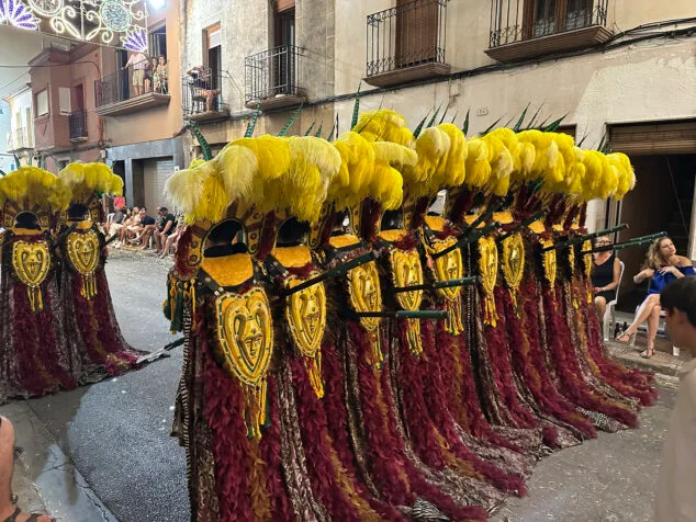 El Verger se rinde al esplendor de las filaes en la entrada de Moros y Cristianos 2025 169 desfile de moros y cristianos del verger 2025 169