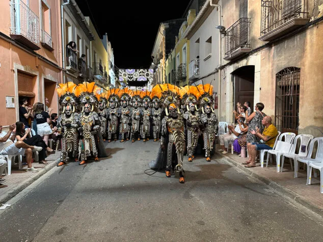 El Verger se rinde al esplendor de las filaes en la entrada de Moros y Cristianos 2025 179 desfile de moros y cristianos del verger 2025 179