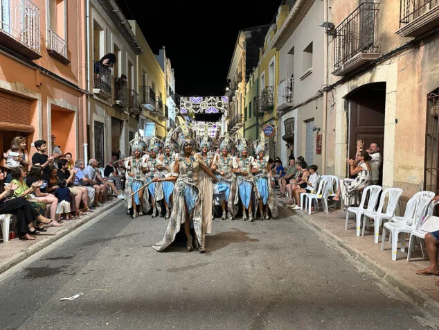 El Verger se rinde al esplendor de las filaes en la entrada de Moros y Cristianos 2025 213 desfile de moros y cristianos del verger 2025 213