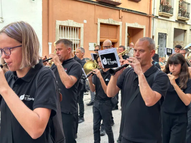 El Verger se rinde al esplendor de las filaes en la entrada de Moros y Cristianos 2025 34 desfile de moros y cristianos del verger 2025 31